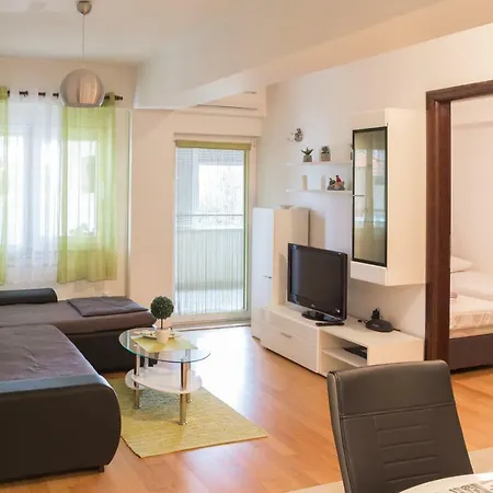 Gianluca Apartament